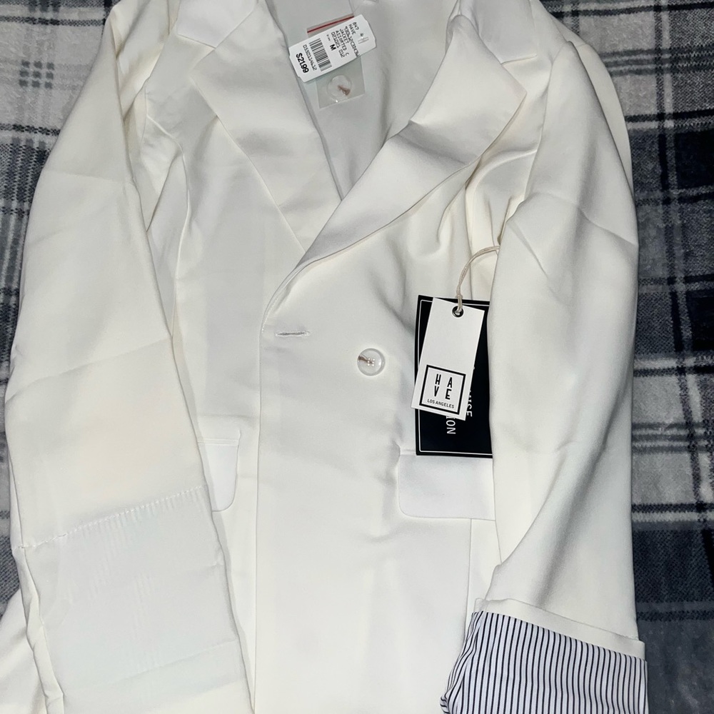 Blazer - Picture 2 of 3